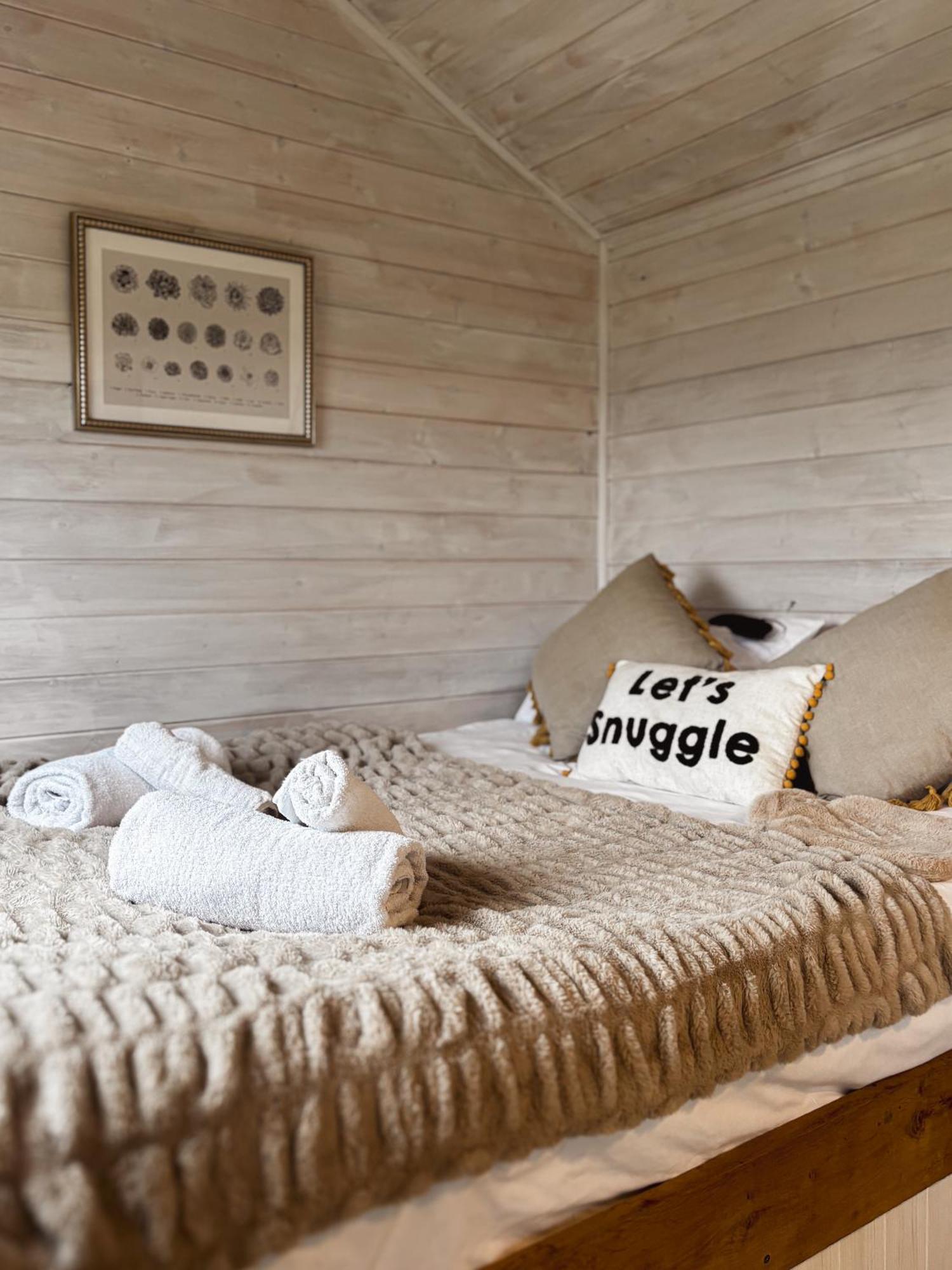 'Swan' Lakeview Lodge Bishampton ภายนอก รูปภาพ